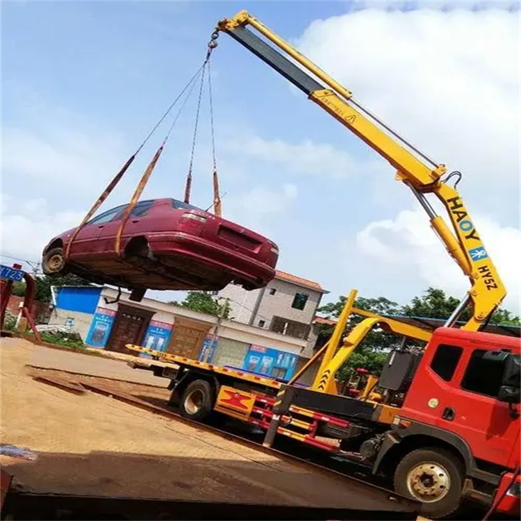 清溪镇吊车救援小汽车怎么吊